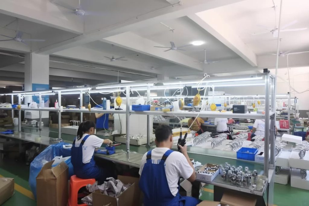 Quality inspection at the ZOOSHEN production line